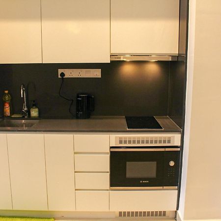 The Luxe Suites Klcc By Cozy Stay กัวลาลัมเปอร์ ภายนอก รูปภาพ