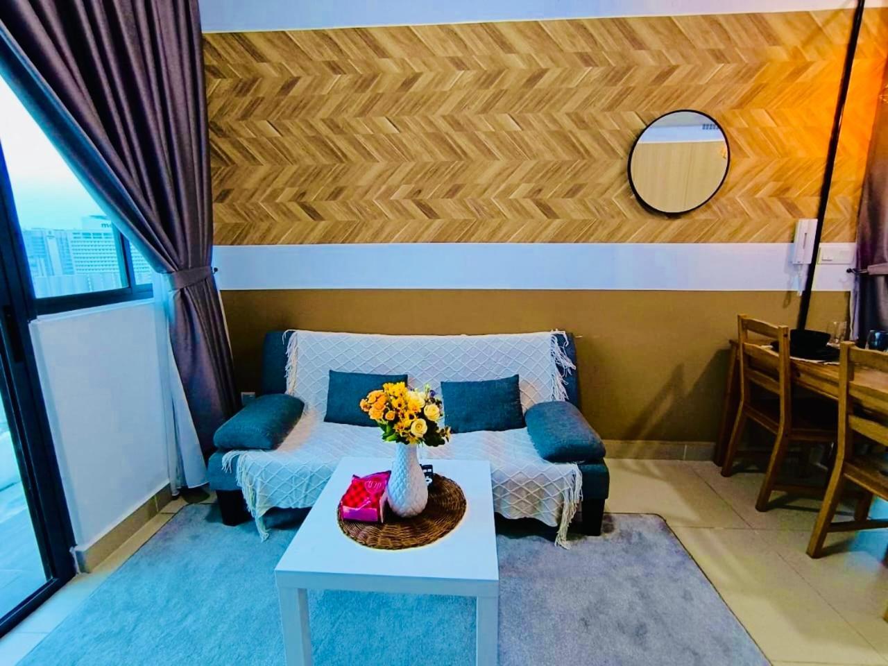 The Luxe Suites Klcc By Cozy Stay กัวลาลัมเปอร์ ภายนอก รูปภาพ
